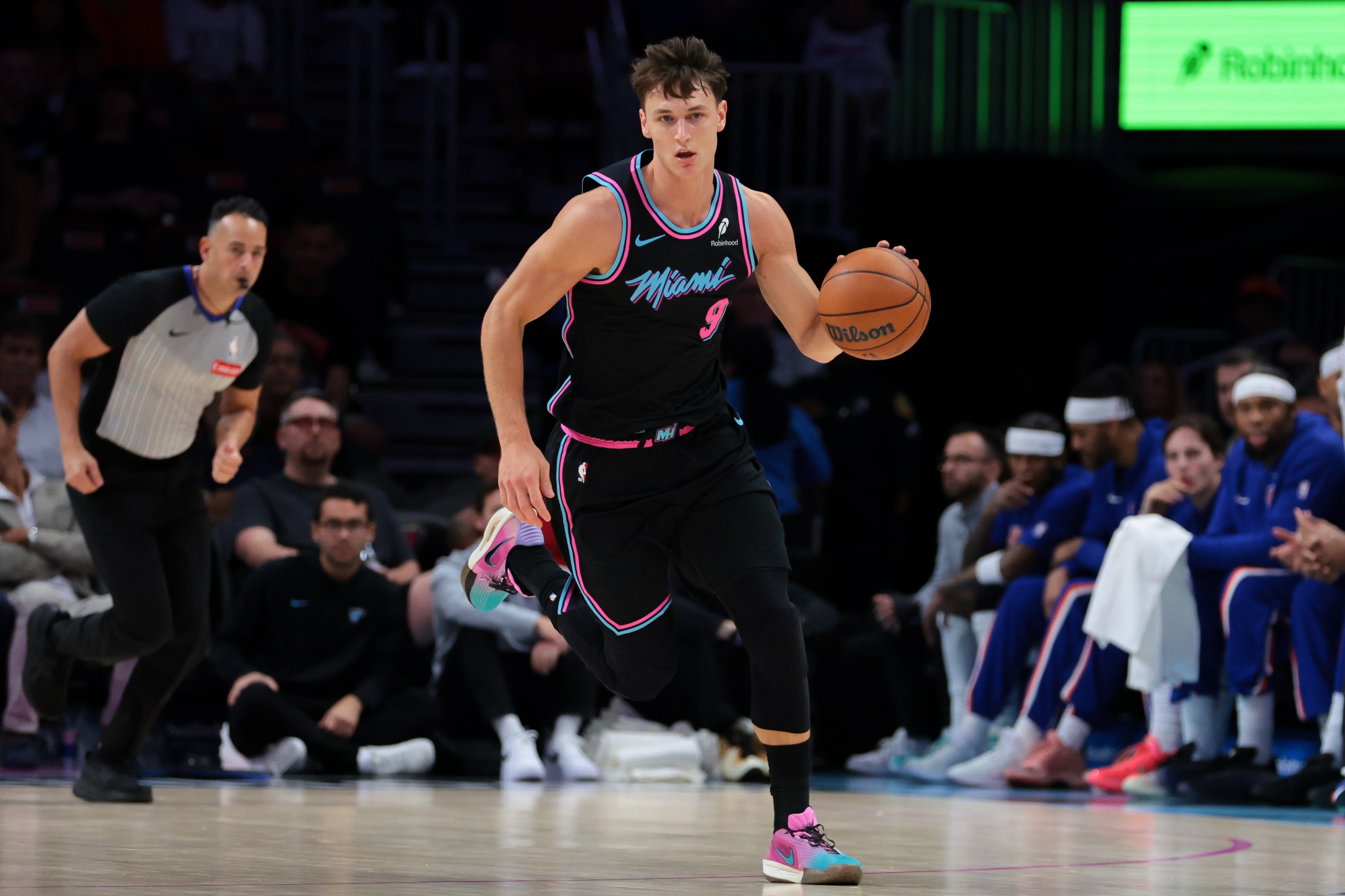 天天盈球竞彩比分-高效又全面！拉松首发26分钟 9中7砍下16分6板9助